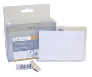 NAVNESKILTE 60X90MM HÅRD PLAST LIGGENDE