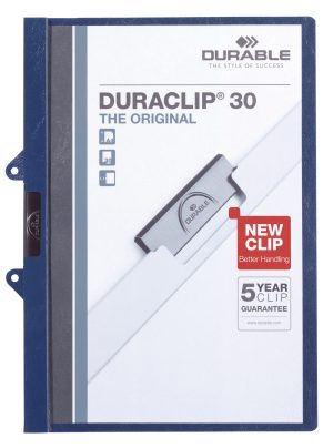 Duraclip® 30 easy fileDen originale klemmappen med transparent forside og fleksibel arkiv mekanisme. For op til 30 A4 ark. Duraclip® 30 easy fileDen originale klemmappen med transparent forside og fleksibel arkiv mekanisme. For op til 30 A4 ark.