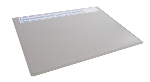 Skriveunderlag 650 x 500 mm med kalender og transparent dækplade ppSkriveunderlag med årskalender for 4 år og transparent dækplade, til brug som underlag for noter som kan opbevares og beskyttes, men stadig være synlig Skriveunderlag 650 x 500 mm med kalender og transparent dækplade ppSkriveunderlag med årskalender for 4 år og transparent dækplade, til brug som underlag for noter som kan opbevares og beskyttes, men stadig være synlig