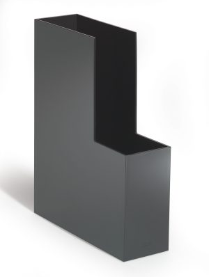 Tidsskriftholder cubo® a4Tidsskriftholder i kvalitetsplast i et klassisk design. Ideel til opbevaring af en række magasiner og brochurer. Tidsskriftholder cubo® a4Tidsskriftholder i kvalitetsplast i et klassisk design. Ideel til opbevaring af en række magasiner og brochurer.