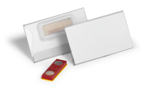 Navneskilt 40 x 75 mm med magnet place & holdSkånsomt navneskilt med særlig magnetisk fastgørelse "PLACE & HOLD", som forhindrer, at navneskiltet kan vrides eller løsne sig, når det bæres