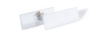 Navneskilte sæt med combi clip 40 x 105 mmPraktisk komplet sæt med 14 navneskilte med combi clip og tilhørende  BADGEMAKER® indstiksetiketter. Ekstra bred for læsbarhed på afstand SAFE DISTANCE