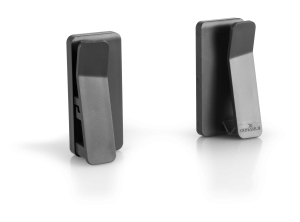 Tablet vægbeslag visioclipUniversal vægbeslag til tablets og smartphones. De to beslag limmes eller skrues på væggen.