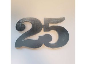 SKILT 25 ÅR SØLV 15 x 24 cm